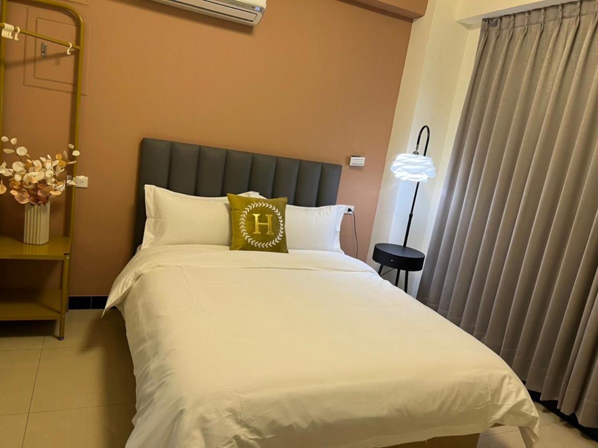 Haoyue Hotel Цзиньчэн Экстерьер фото